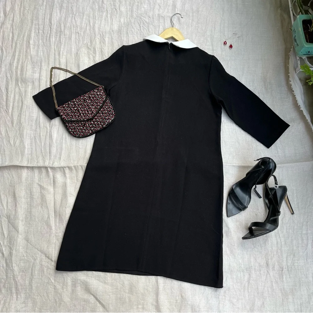 SOLD ❌ Black Straight Dress with contrast collar - Picture 7 of 8